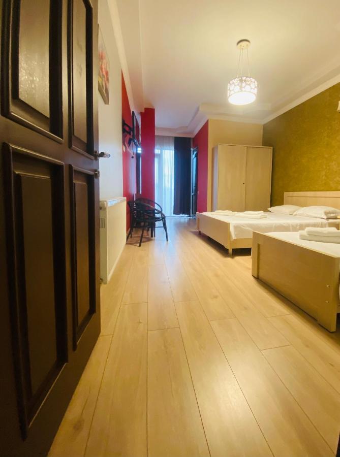 Hotel Phaliashvili Batumi Eksteriør billede